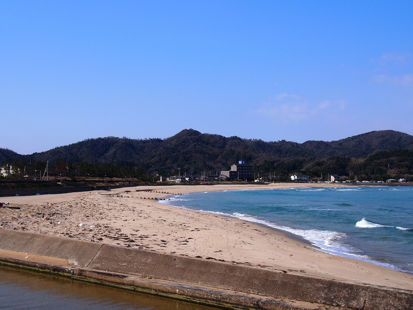 網野町の八丁浜